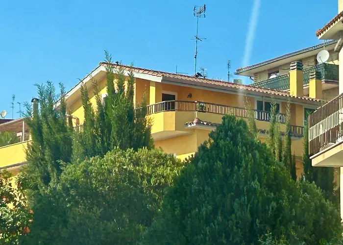 Grande Su Due Livelli Con Terrazza Apartment *