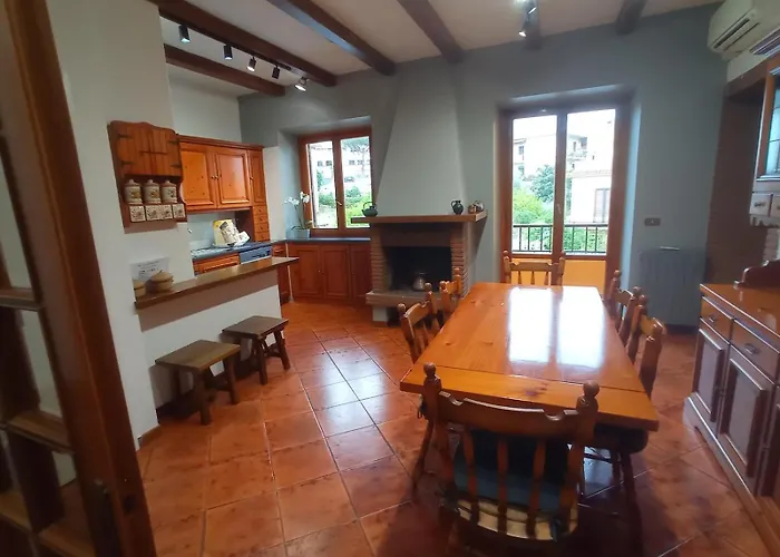 Apartment Grande Su Due Livelli Con Terrazza Rome